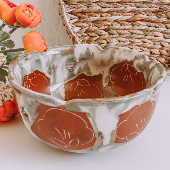 Other - Japanese pierced ceramic bowl with flower blooms